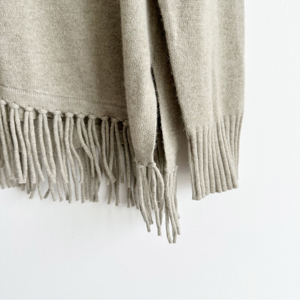 Repeat Cashmere Sweater Diagonal Fringed Hem Size 38 Small Pepper Beige - Picture 3 of 11